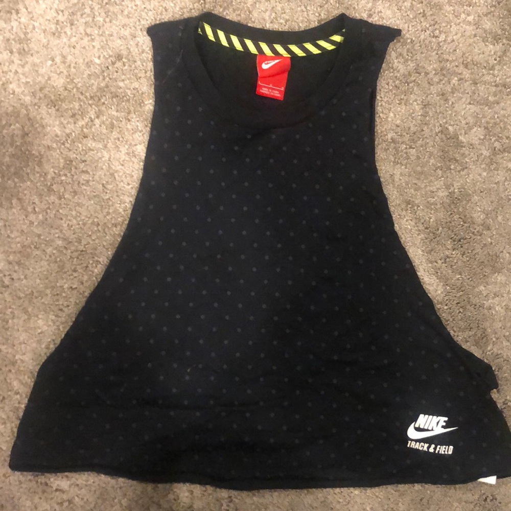 Nike crop top. BLACK
